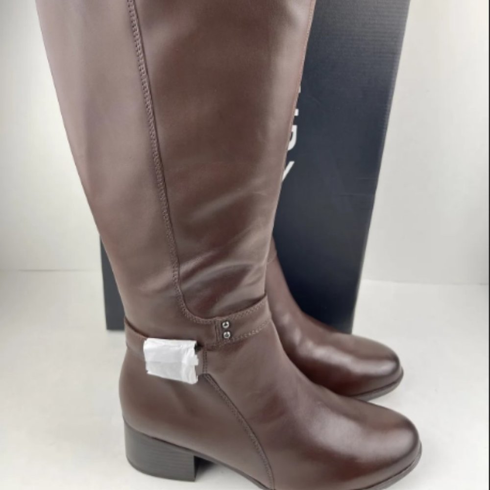 SOULNaturalizer Ladies' Tall Kona Chocolate Leather Boot